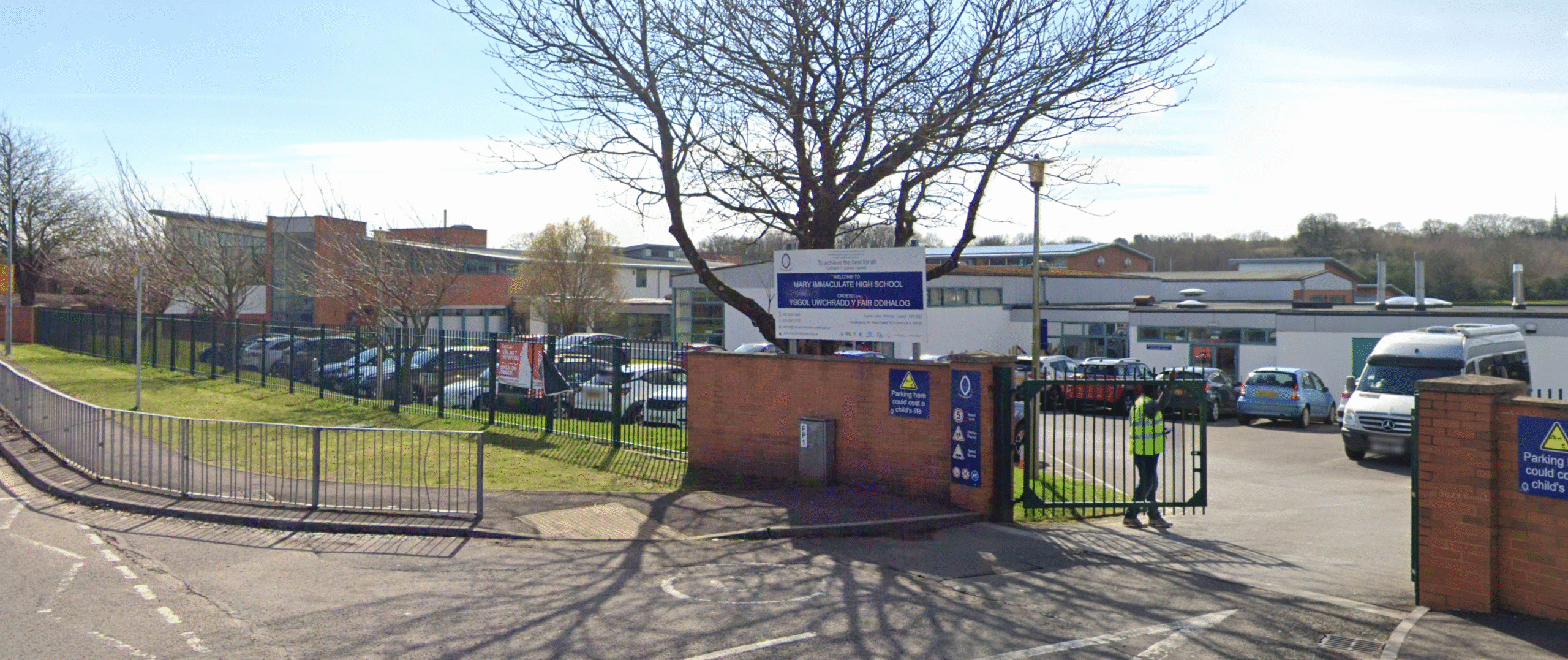 Featured image for “Cardiff school bans mobile phones after successful trial”