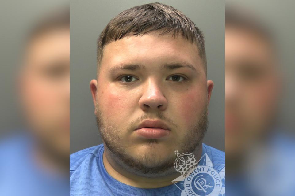 Featured image for “Drug boss who dealt while on probation repays just £790”