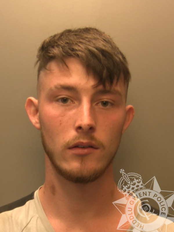 Featured image for “Man who raped teen after fleeing custody jailed”