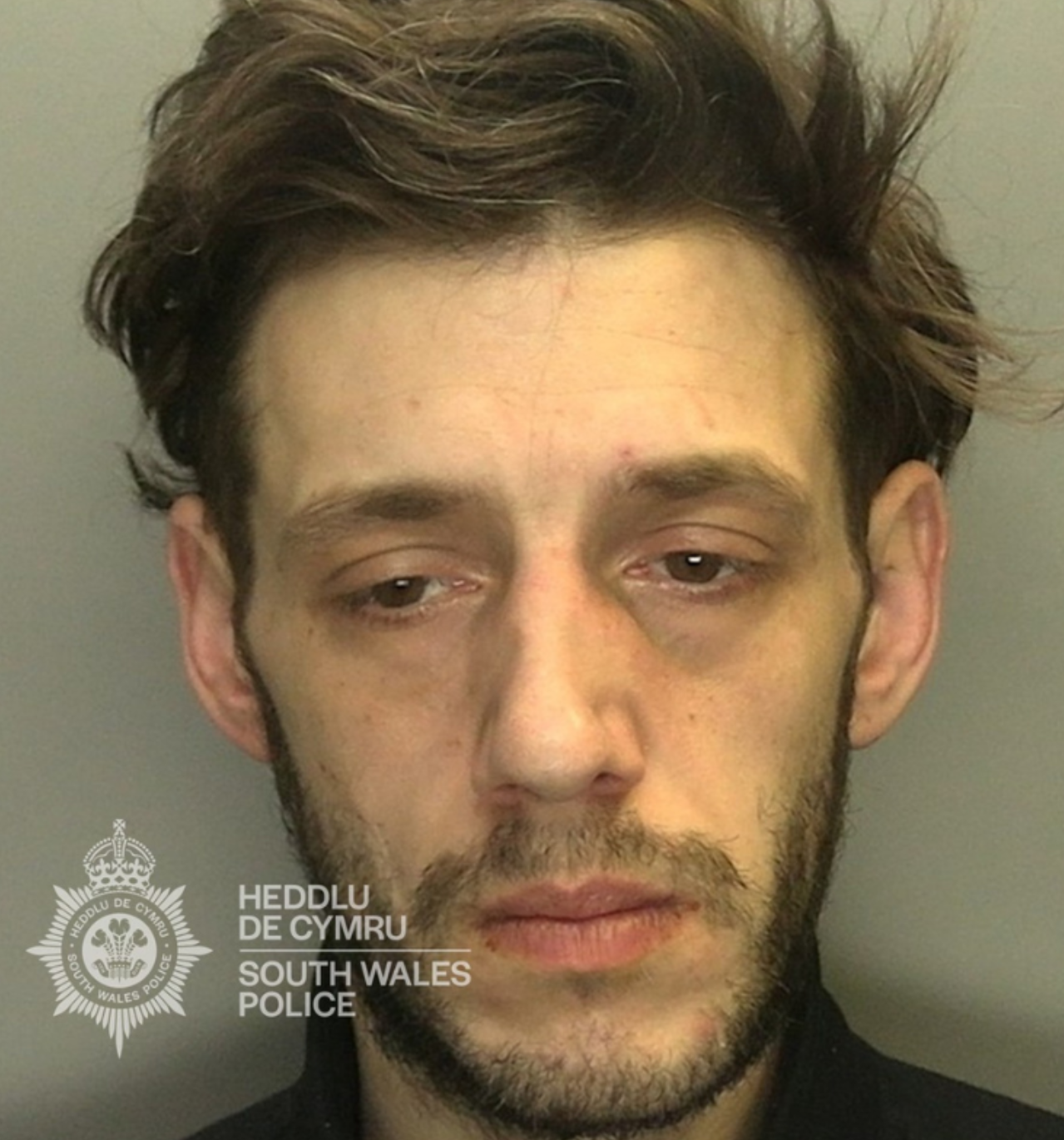 Featured image for “Man jailed over Barry and Cardiff fraud offences”