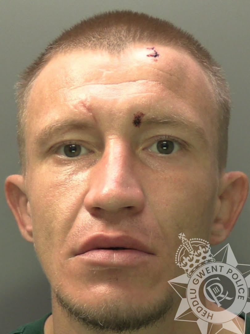Featured image for “Shoplifter jailed after reoffending on suspended sentence”